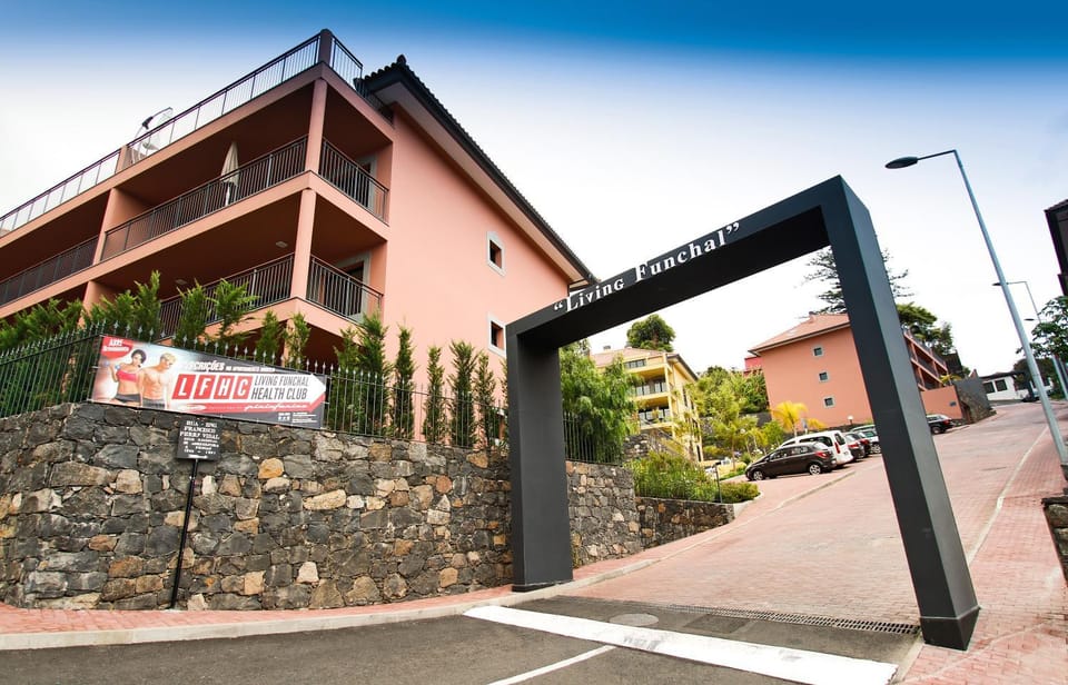 Property building, Facade/entrance