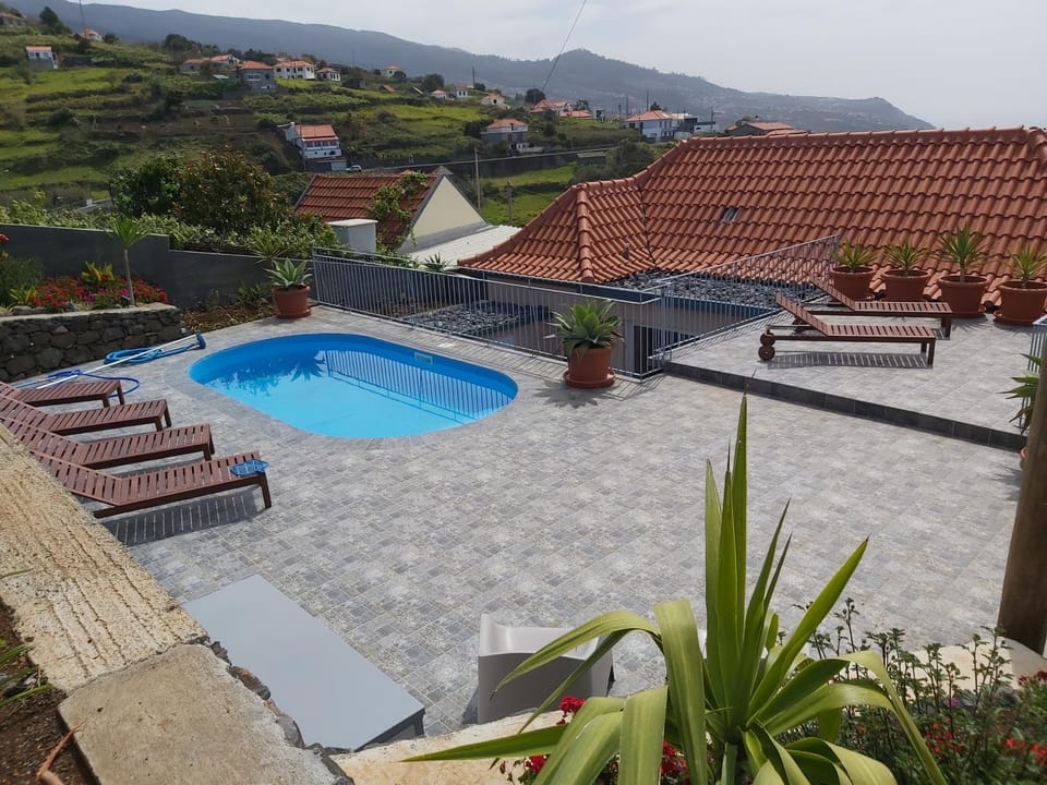 Pool view, Swimming pool