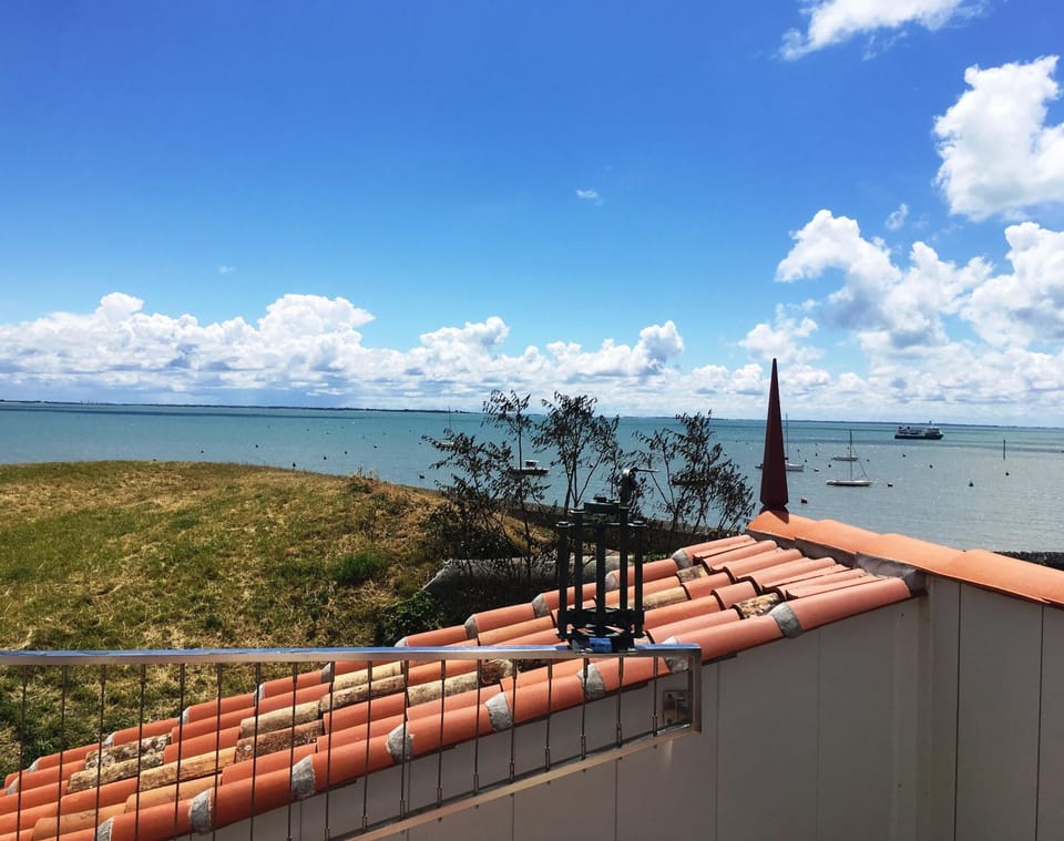 Balcony/Terrace, Balcony/Terrace, Sea view