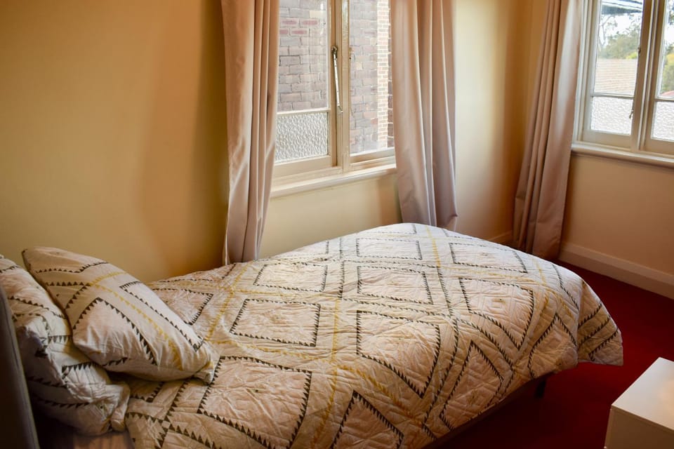 Comfortable 3 Bedroom Apartment In Trendy Haberfield Apartment in Sydney