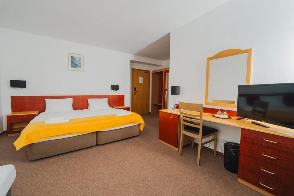 Property building, Other, Photo of the whole room, Guests, Guests
