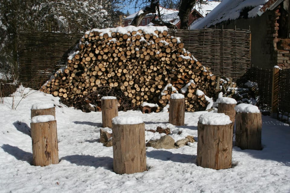 Winter, BBQ facilities, Garden