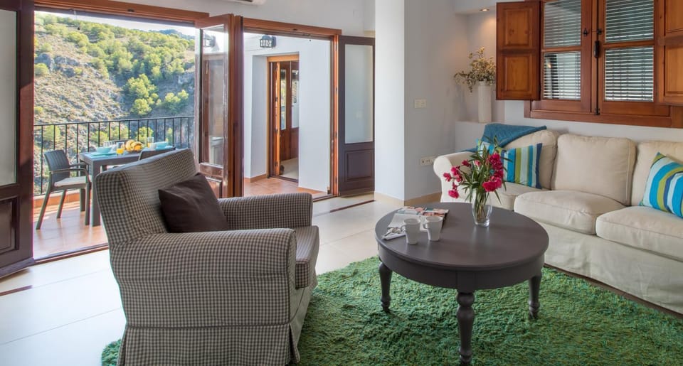 Quiet house in village center with mountains views House in Frigiliana