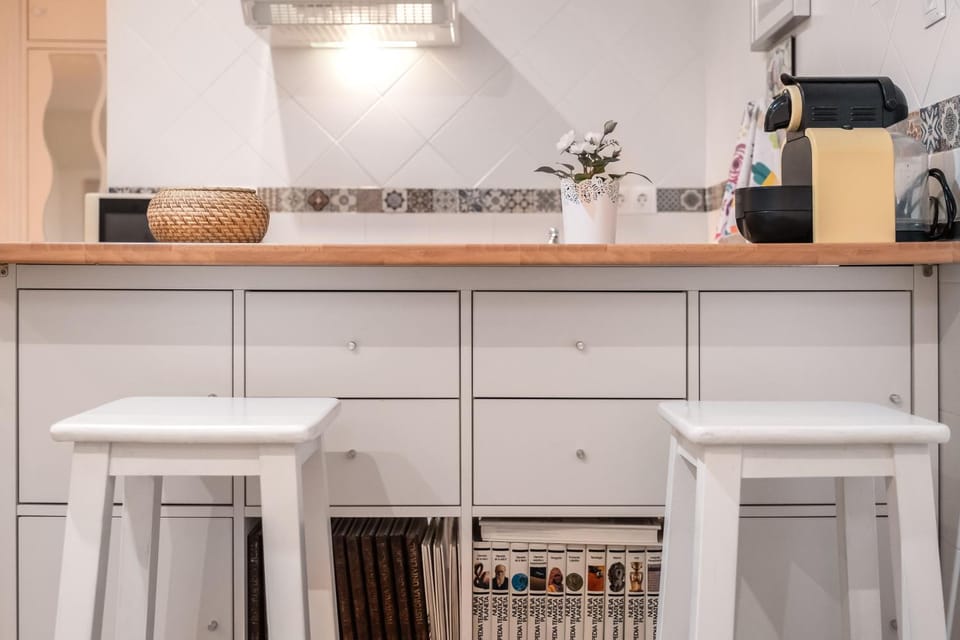 Kitchen or kitchenette, Living room