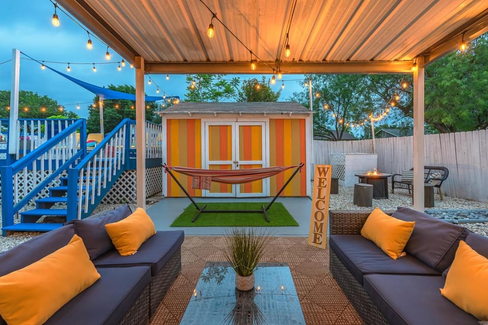 Superb House by SeaWorld, Private POOL & GameRoom House in San Antonio