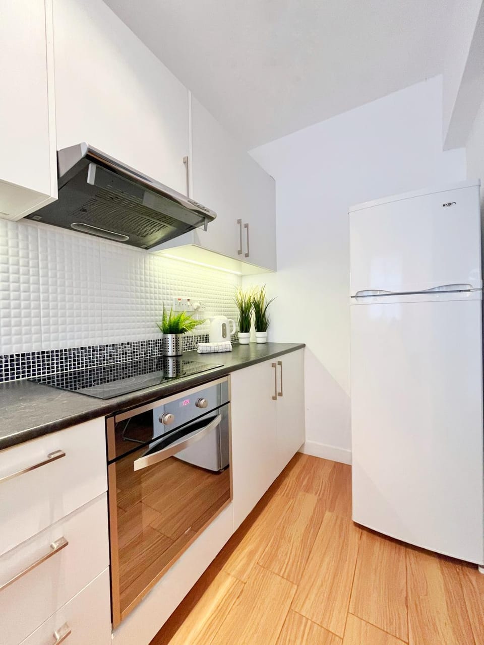 Central 2 Bedroom Apt Terrace and Pool Apartment in Ayia Napa