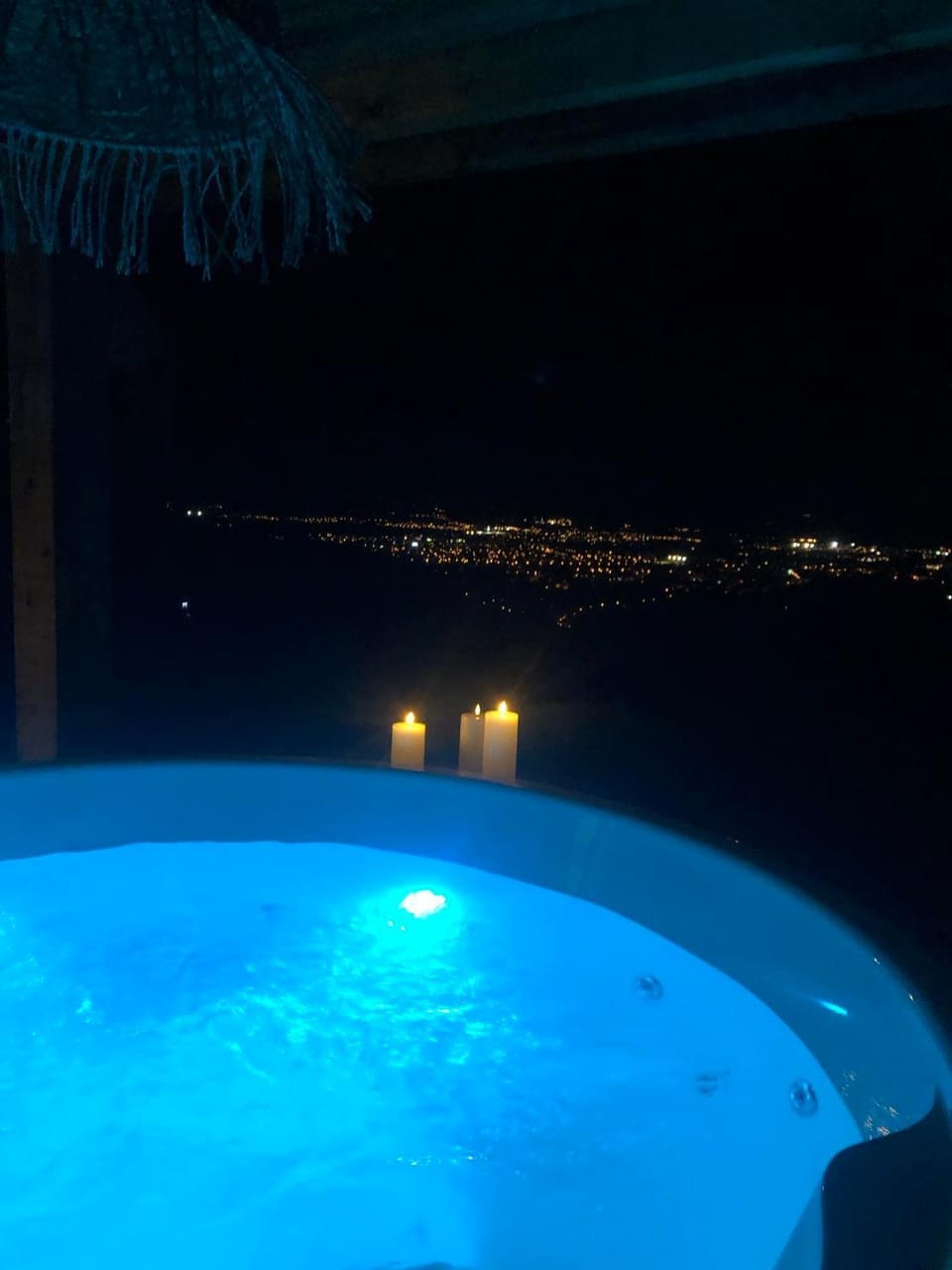 Suite avec SPA privatif à ALBI La Mascrabiere BED & SPA Bed and Breakfast in Albi
