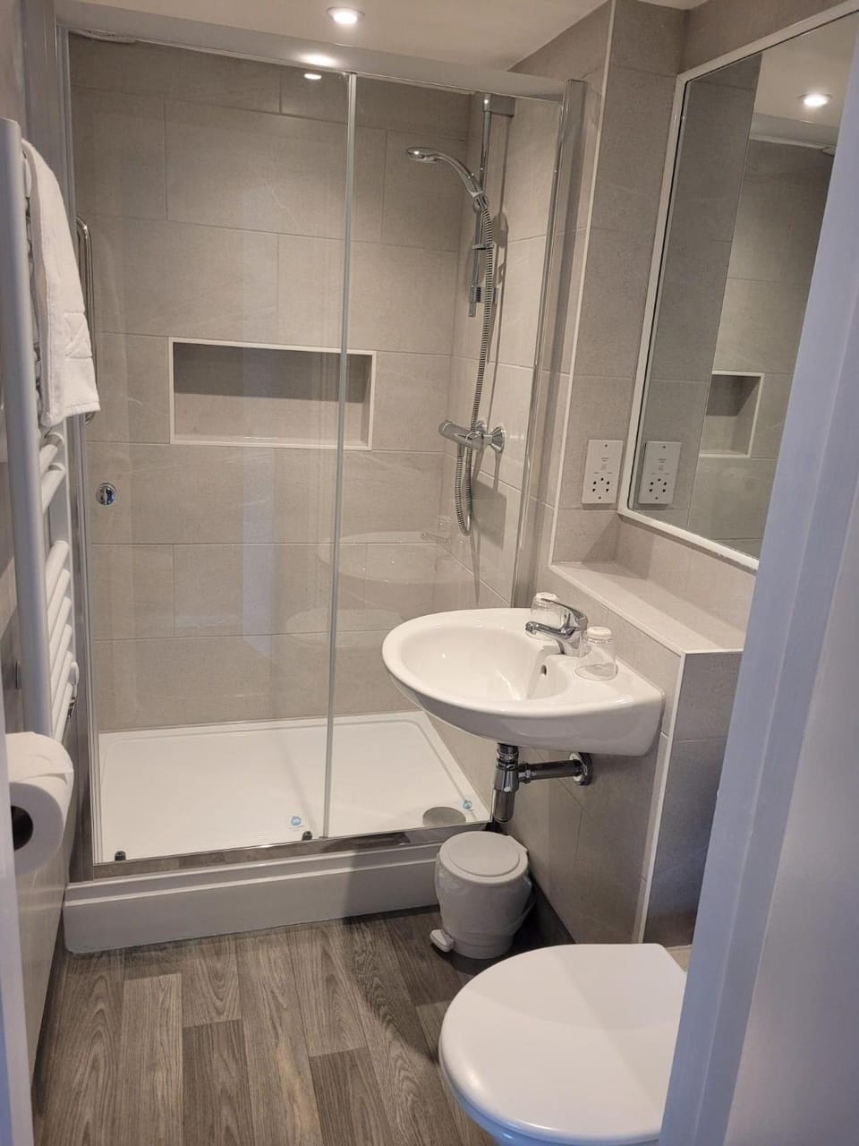 Shower, Bathroom