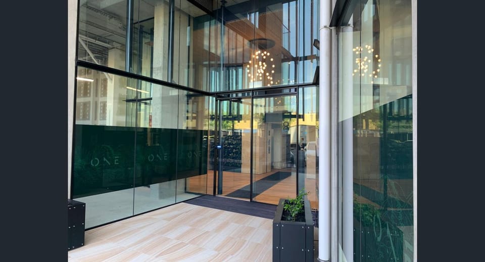 ONE Adelaide CBD , with 1 Carpark Apartment in Adelaide