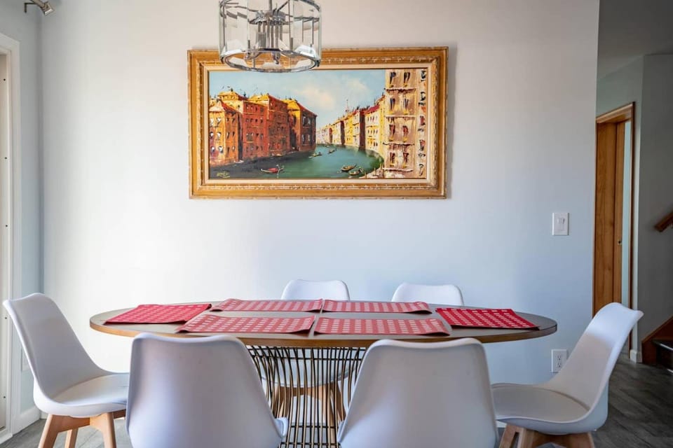 New Luxury Family Getaway with Designer Touches House in Atlantic City