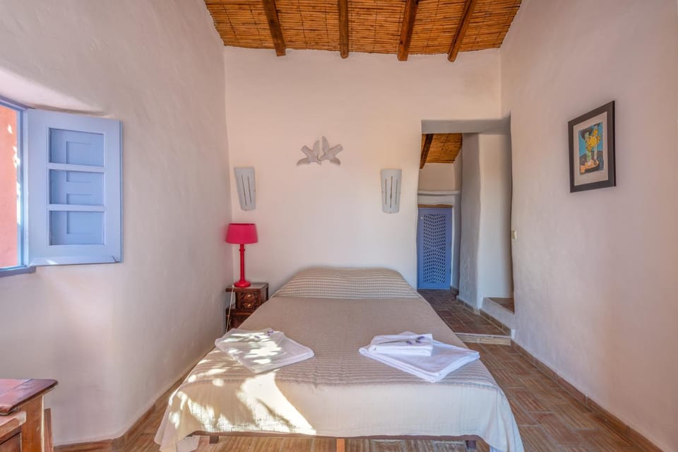 Charming Seaside Cottage Casa Rosa - Somewhere Special Villa in Faro District