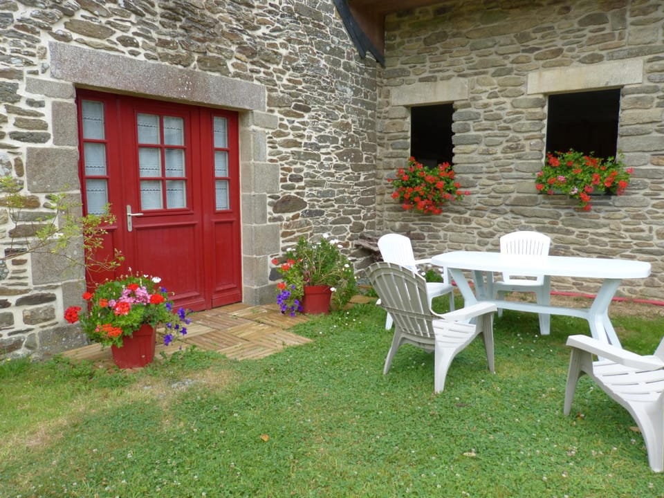 Property building, Patio