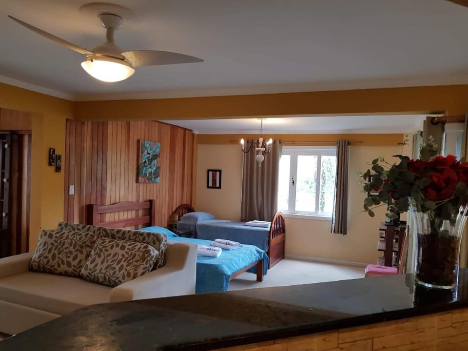 View (from property/room), Photo of the whole room, Bedroom, Garden view