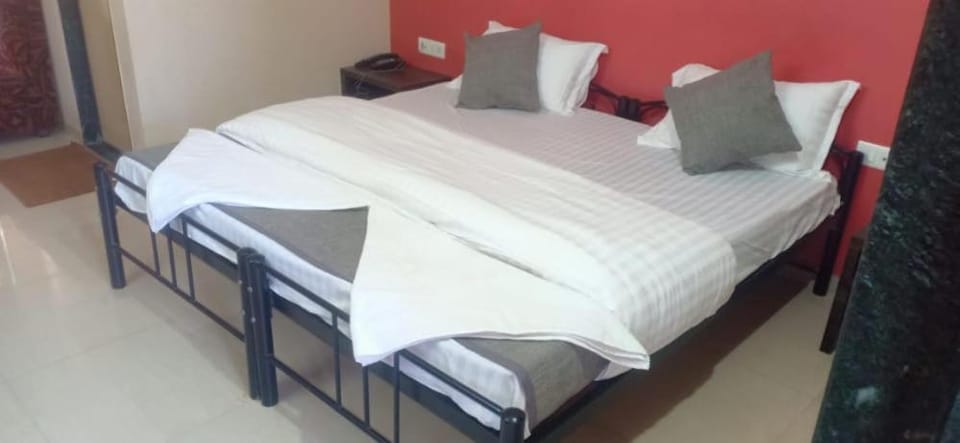 Hotel Rajendra Hotel in Maharashtra