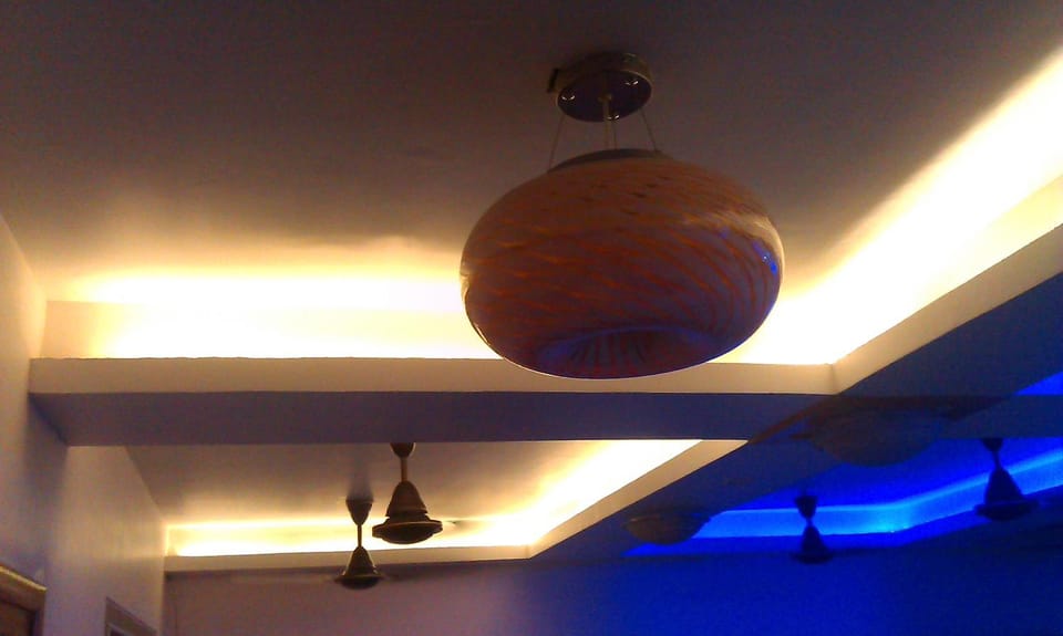 Restaurant/places to eat, Restaurant/places to eat