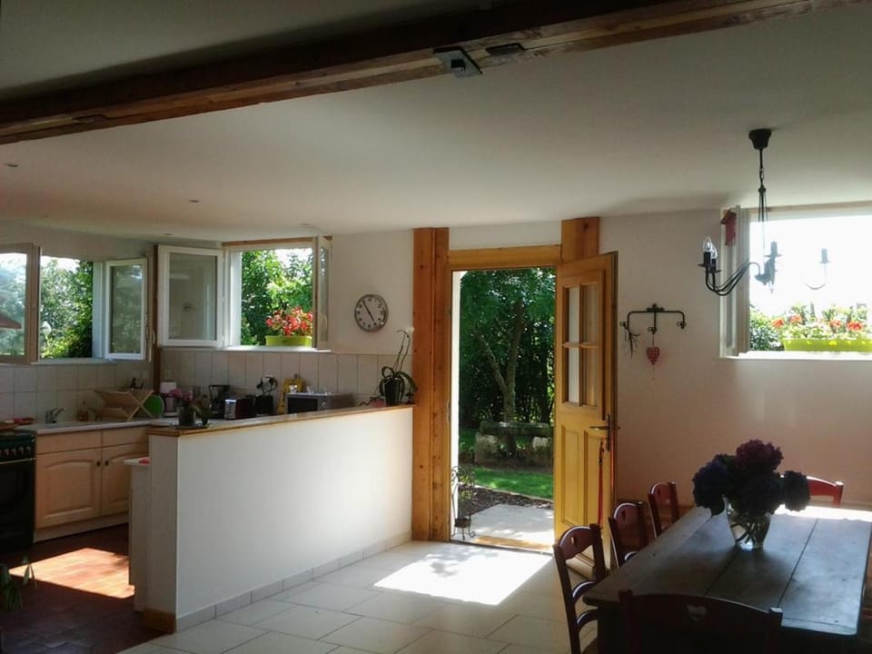 Maison rénovée avec piscine et jardin à Moulins - FR-1-489-324 House in Auvergne-Rhône-Alpes