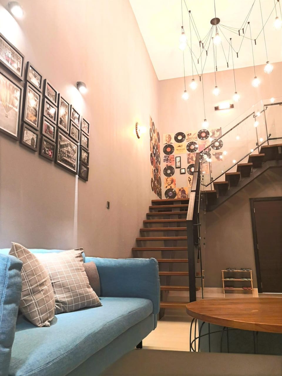 Baby & kids friendly, JB CIQ, Romantic Duplex Apartment in Johor Bahru