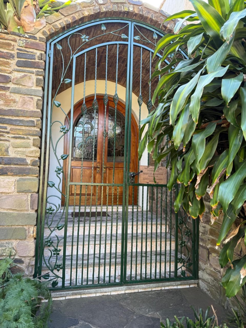 Property building, Facade/entrance