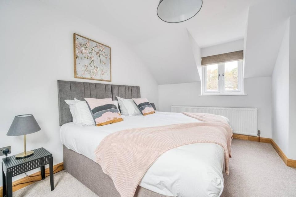 Luxury Cottage in the New Forest with Log Burner House in New Forest District