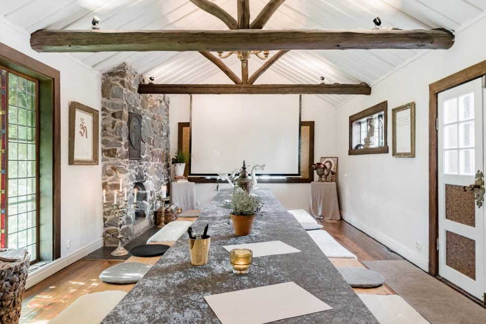 Meeting/conference room