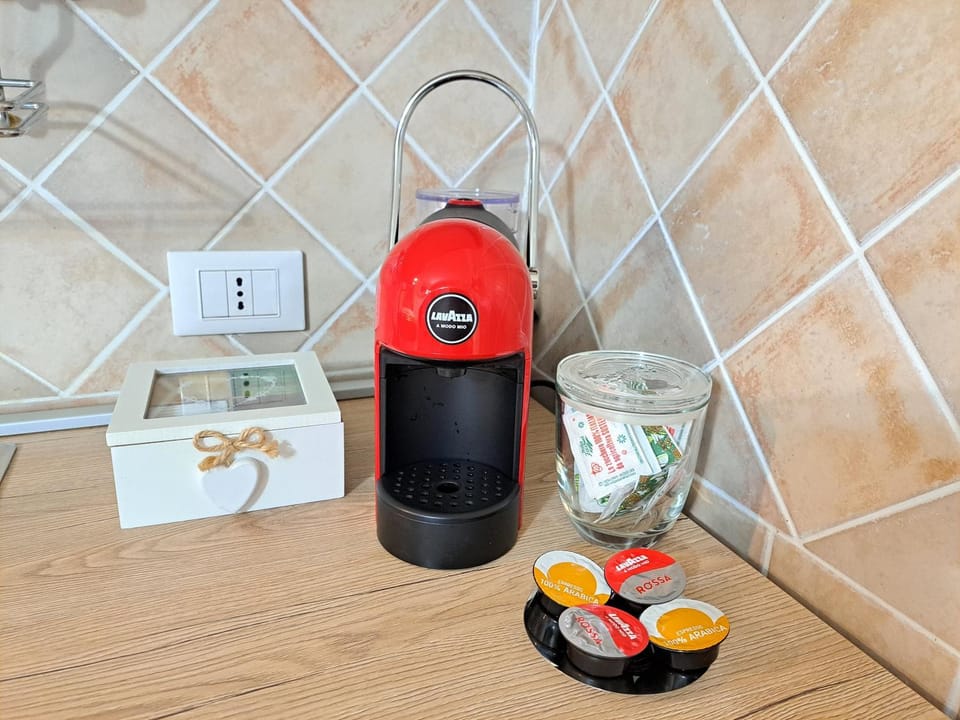 Coffee/tea facilities