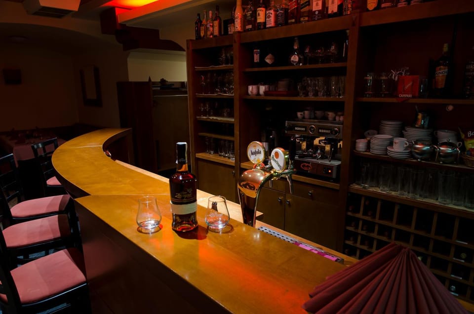 Lounge or bar