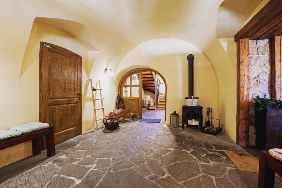 Dvůr Olšiny -Hotel and Horse-riding Hotel in Czechia