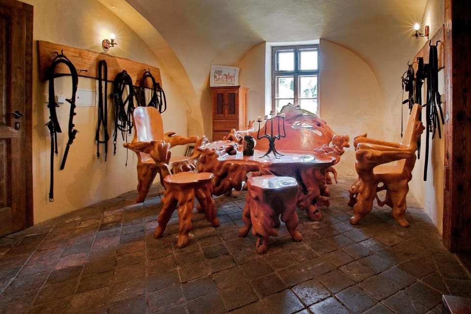 Dvůr Olšiny -Hotel and Horse-riding Hotel in Czechia