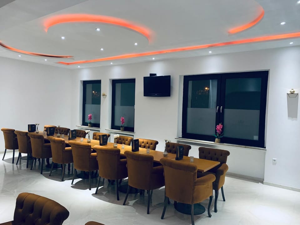 Meeting/conference room