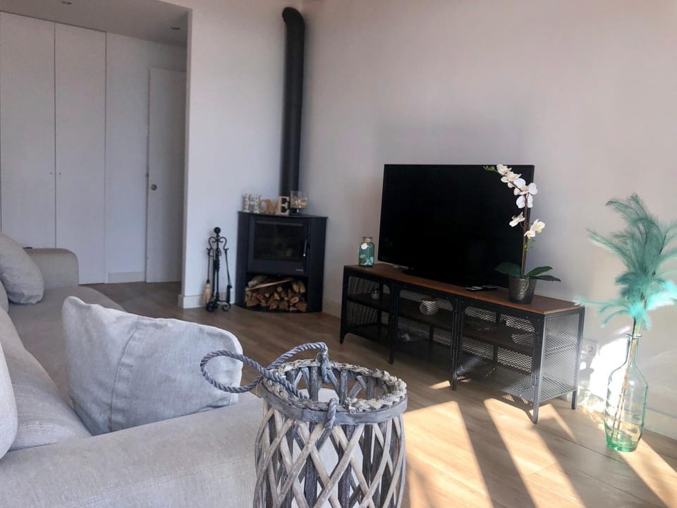Lounge or bar, Photo of the whole room