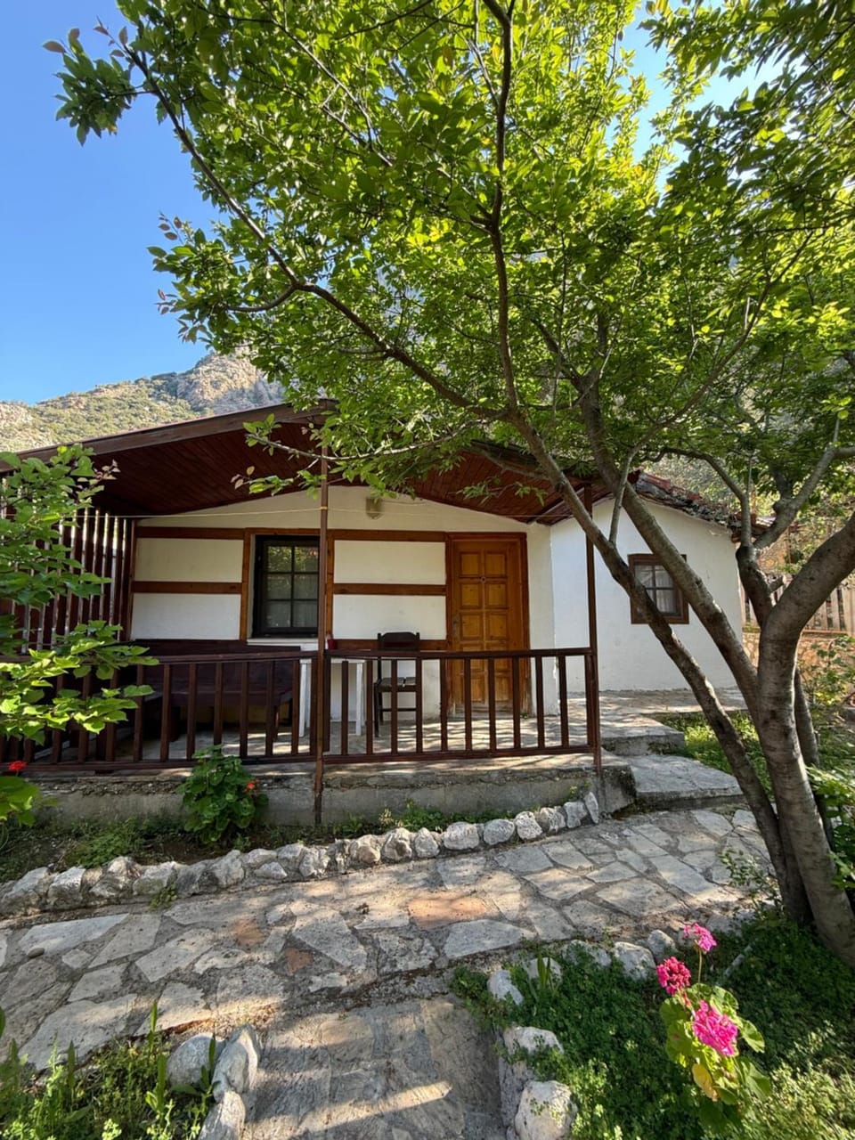 KiDRAK OTEL MONTENEGRO-1 Bed and Breakfast in Muğla Province