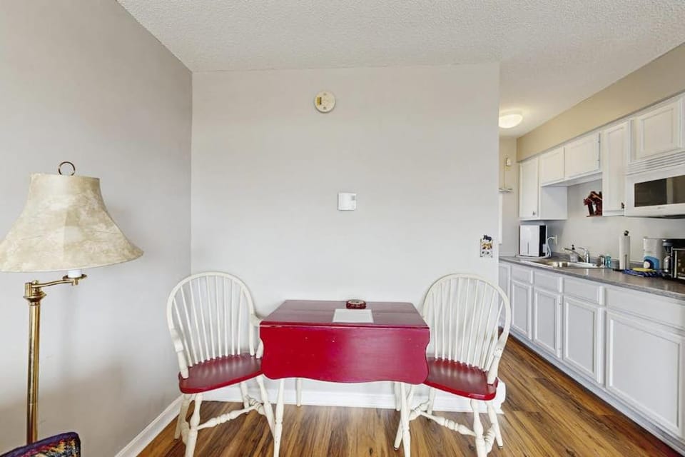 Moosehead Condo Unit #2 House in Moosehead Lake