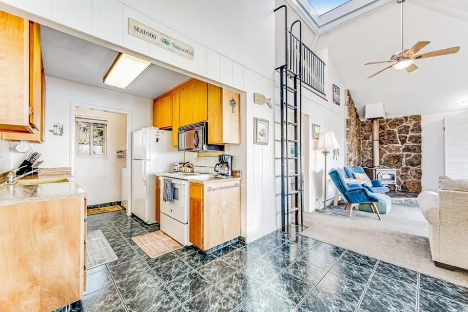 Cove House House in Sonoma County