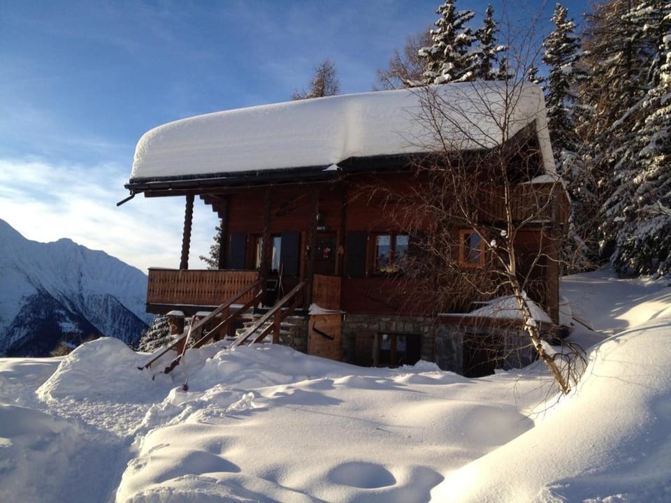 Chalet Tannenduft Chalet in Canton of Valais