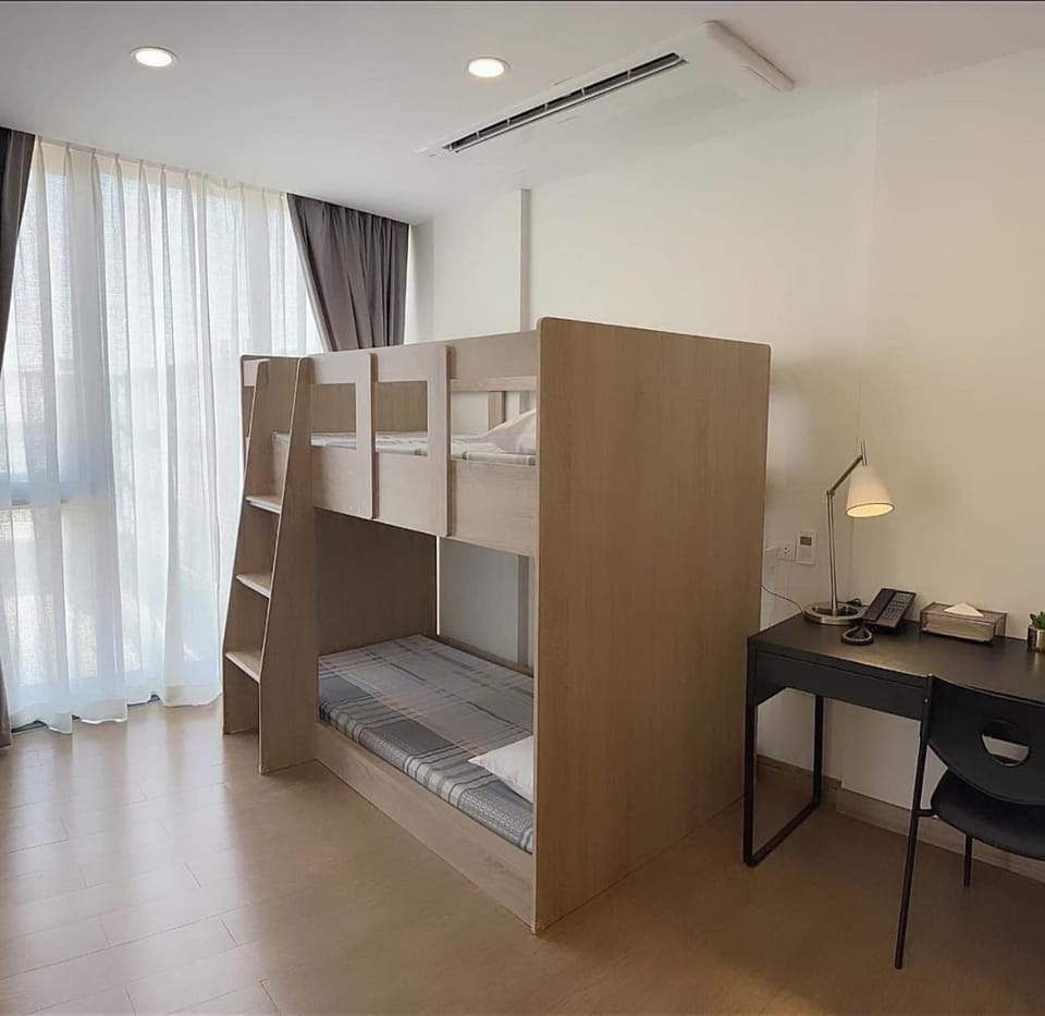 bunk bed