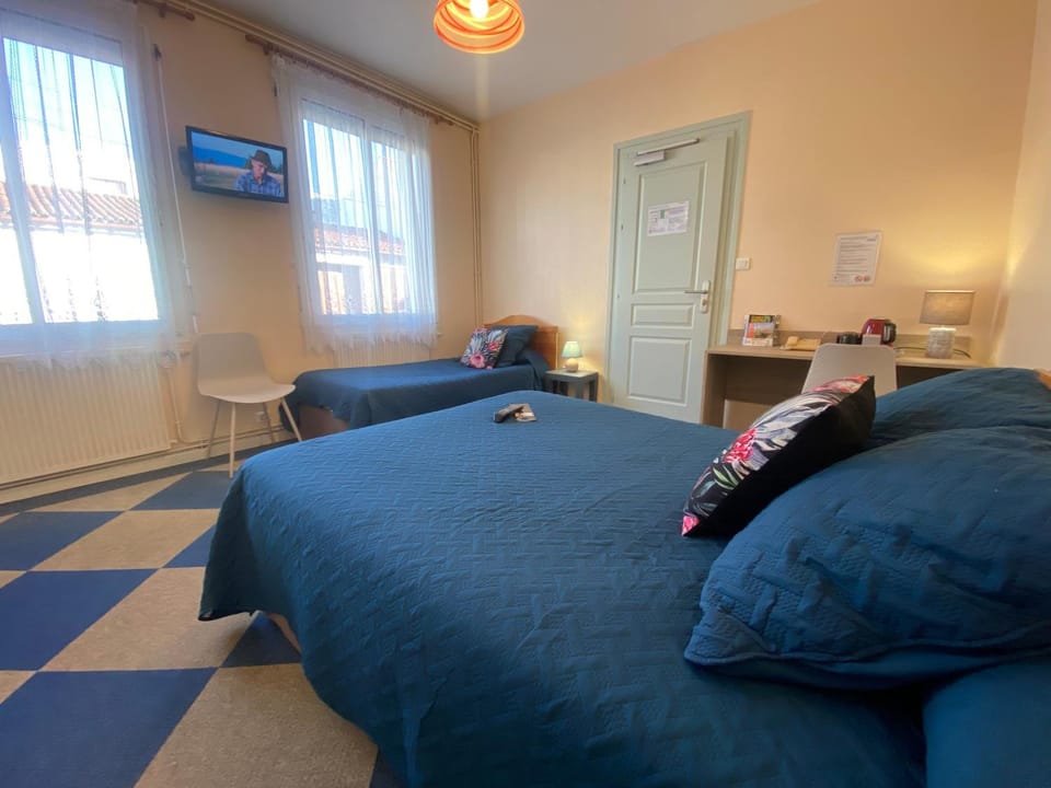 Hotel le Pasteur Hotel in Royan