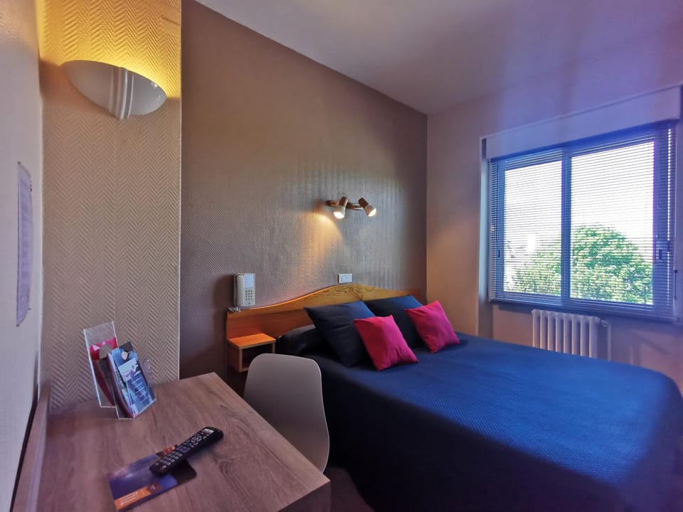 Hotel le Pasteur Hotel in Royan