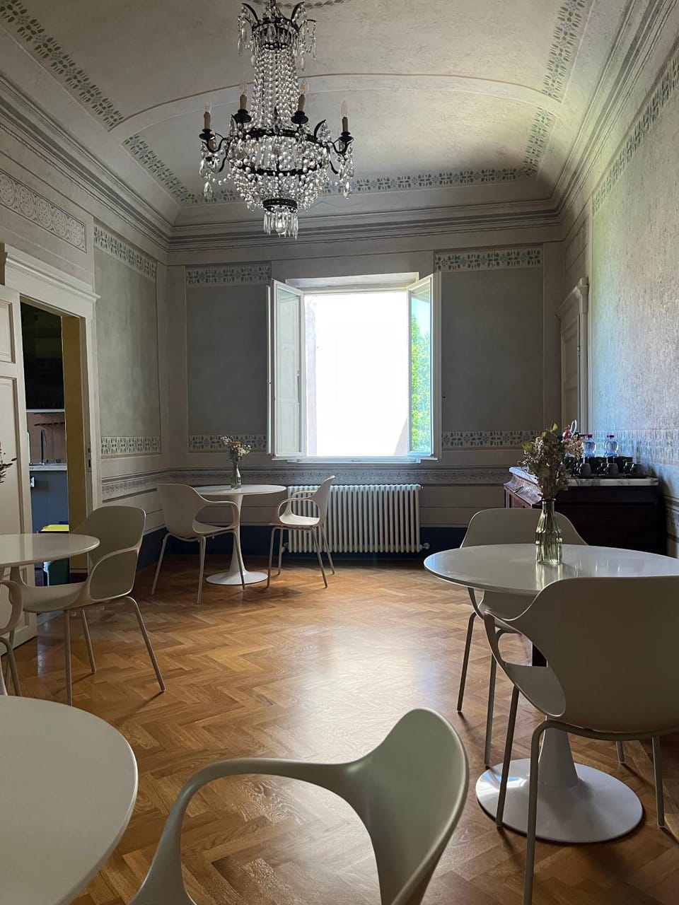 Lounge or bar