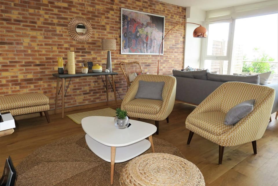 Maison avec Terrasse Superbe Vue Mer plage de Trestraou - ref 907 Villa in Perros-Guirec