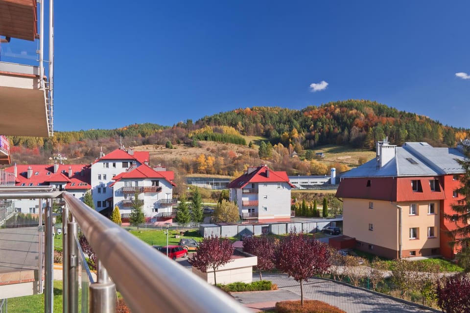 Property building, Day, Neighbourhood, Natural landscape, View (from property/room), Balcony/Terrace, City view, Mountain view, Street view