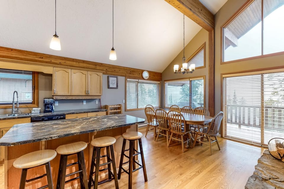 Powder Paradise Chalet in British Columbia