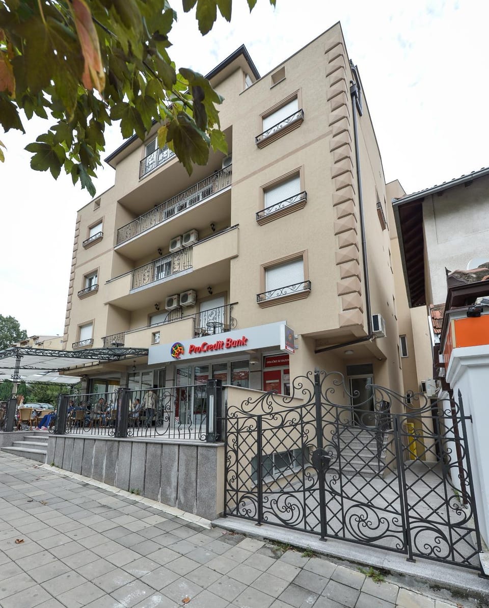 Property building, Day