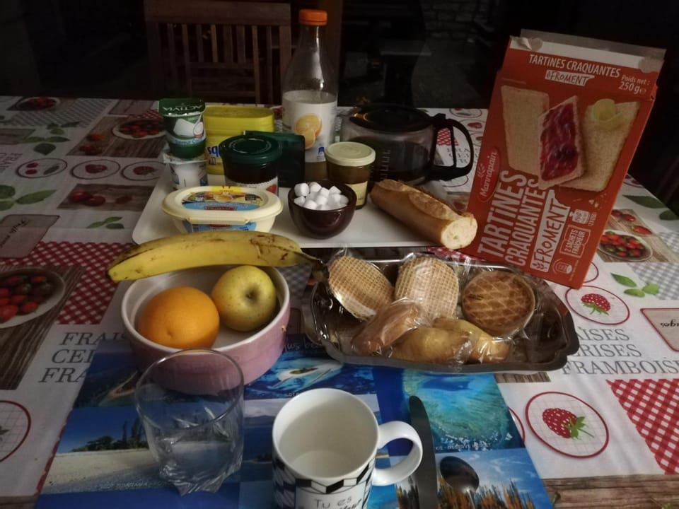 Breakfast, Continental breakfast