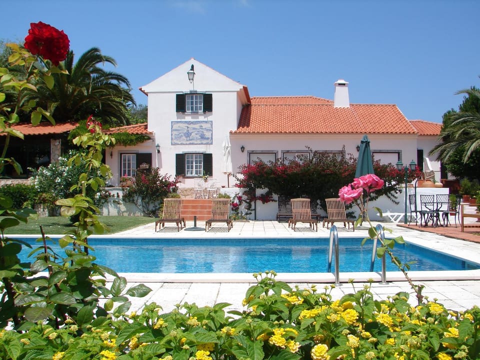 Facade/entrance, Swimming pool, Swimming pool