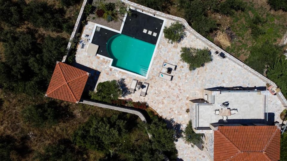 Bird's eye view, Swimming pool