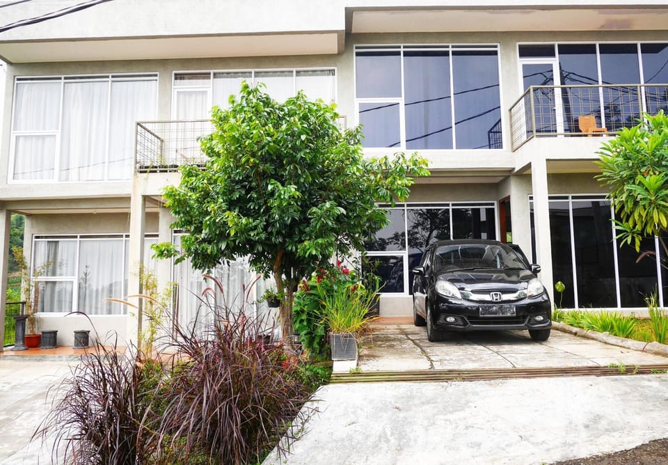 Property building, Parking