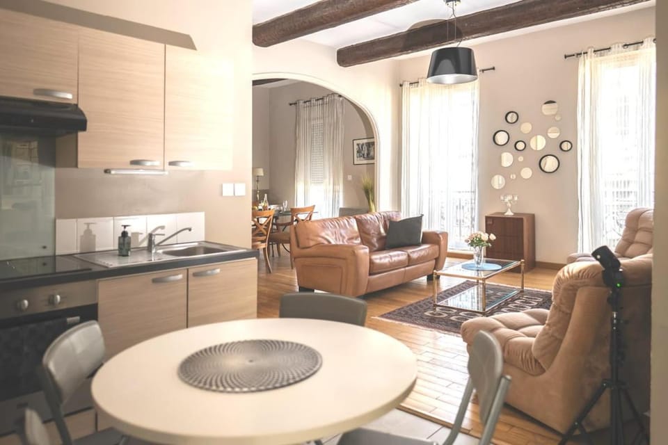 "Air d'Antan"-Meublé de Tourisme 3 étoiles -Résidence "Les Logis de Béziers"-Garage optionnel-Cœur de ville-Plages à 16km ! Apartment in Béziers
