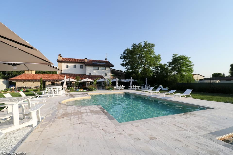 Living room, Swimming pool, Swimming pool