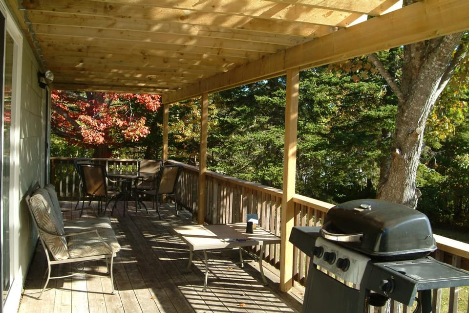 Patio, BBQ facilities, Balcony/Terrace, Sea view