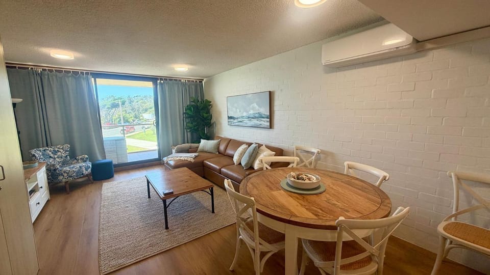 Unit 15 Beachpark Apartments House in Port Macquarie